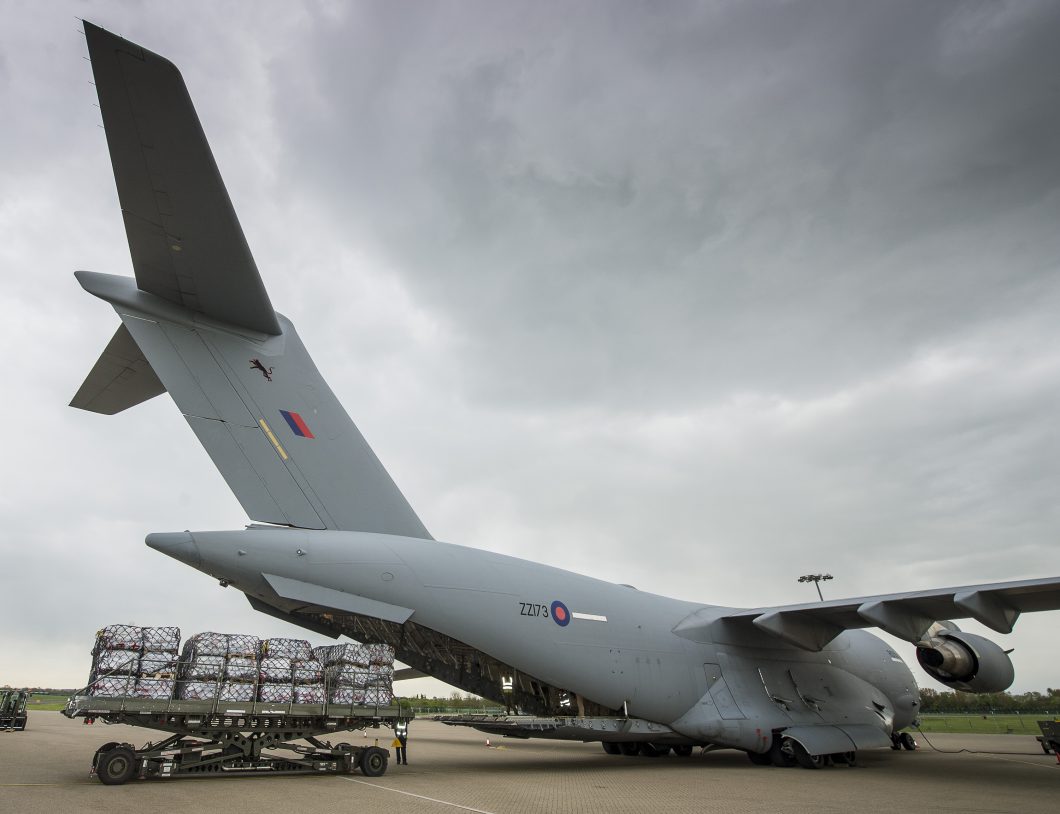 RAC C17 ZZ173 being loaded with freight